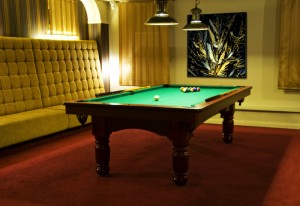 Pool_Table_Room_Shot_English_Oatmeal_Stout
